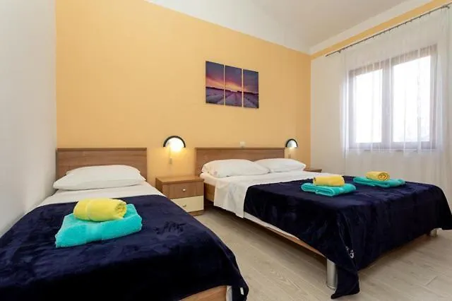 Apartments Marinko Baška